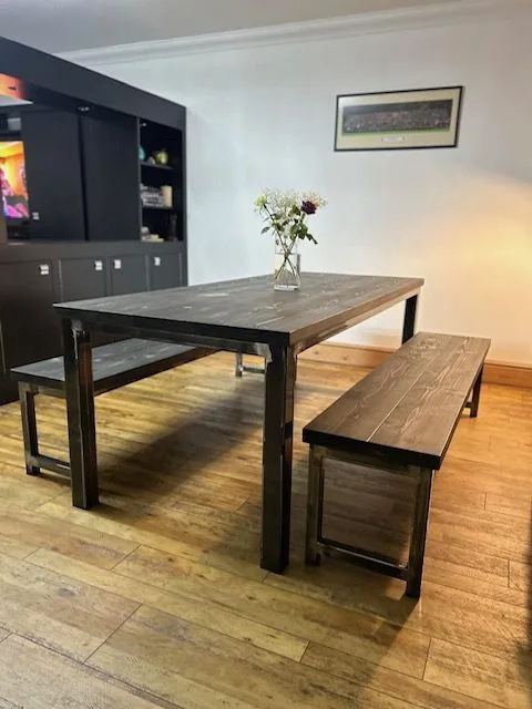 The Ranch Dining table set - Image 1